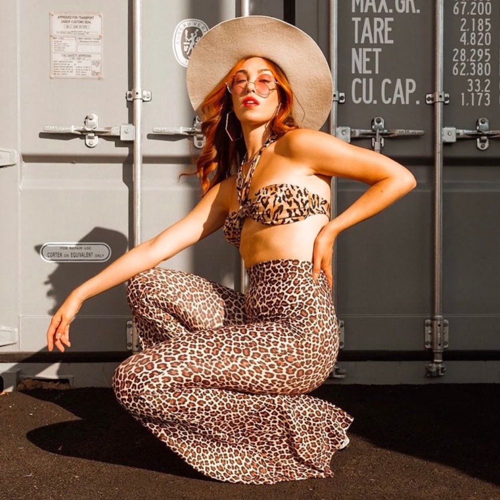 Cat O Nine Flare Legging